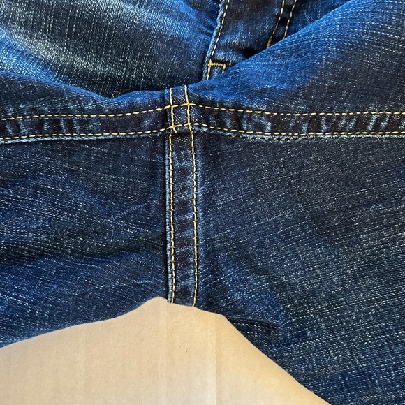 BKE Gabby Straight Stretch Cuffed Denim Jean. Size 31/32 - Picture 10 of 13